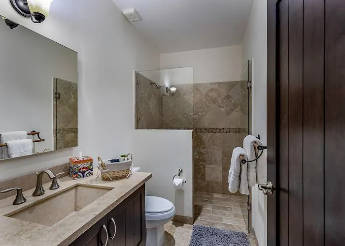 Gorgeous Two-bedroom Cabo I Casa Finisterra Hotel